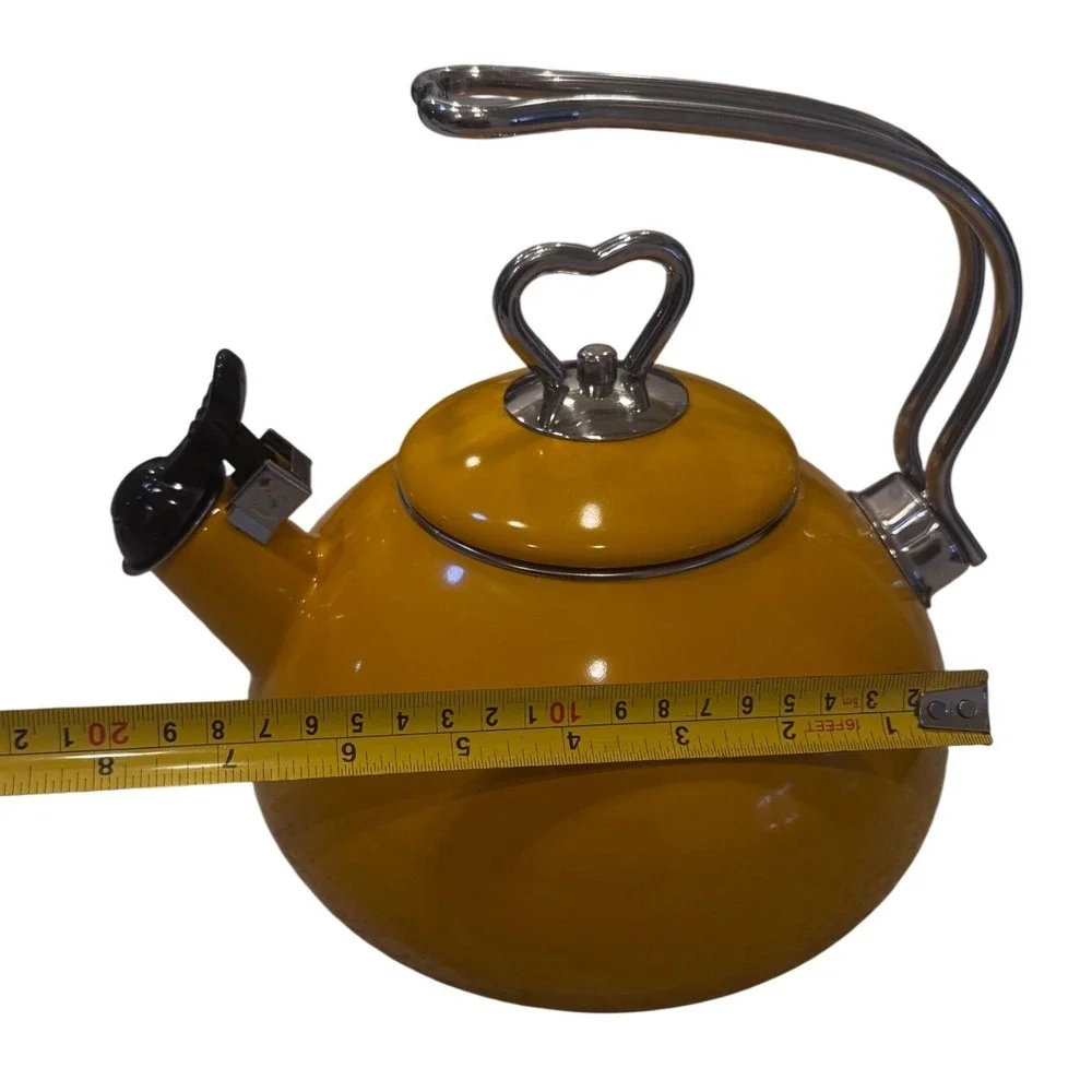 Mustard Yellow Enamel Whistling Tea Kettle Heart Knob Retro Stove Tea Pot EUC‎